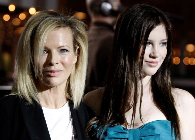 Celebrity moms who gave birth after 40 Celebrity moms who gave birth after 40