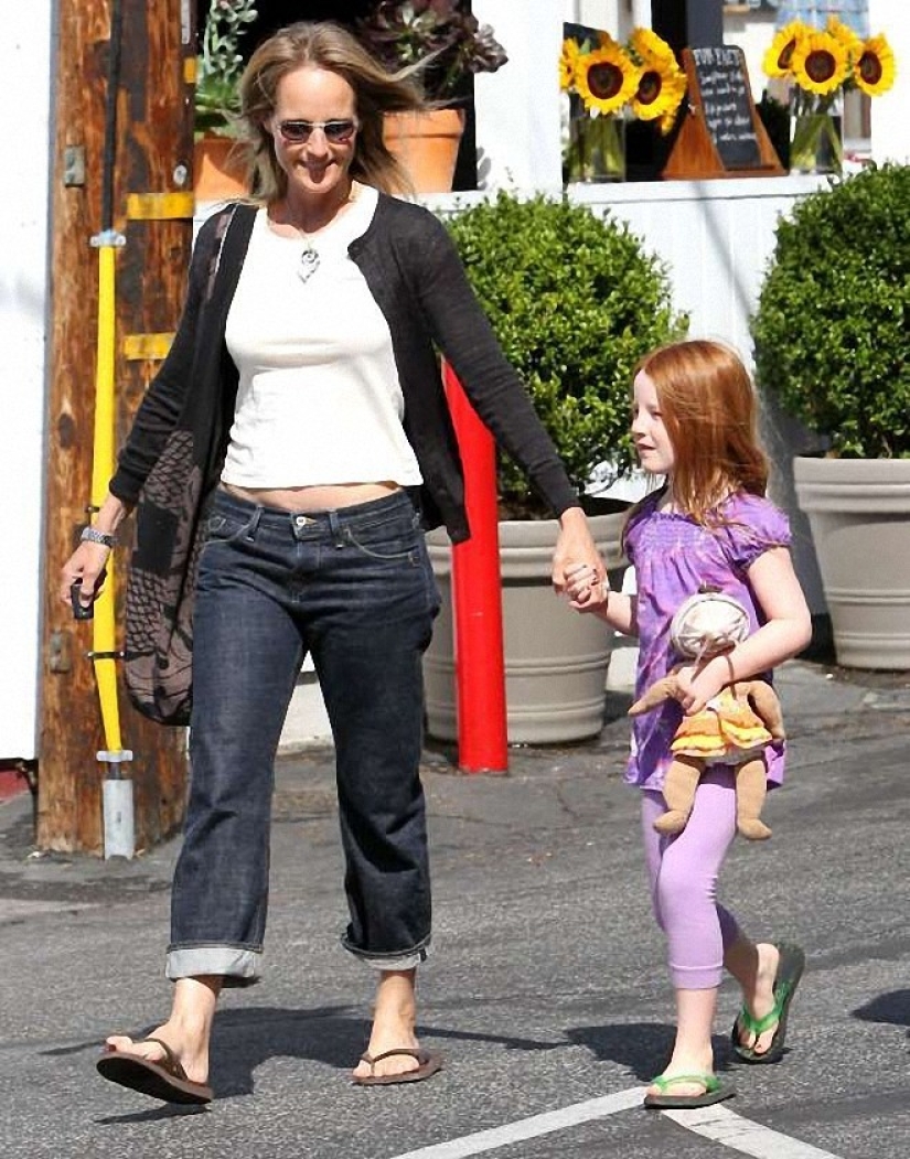 Celebrity moms who gave birth after 40 Celebrity moms who gave birth after 40