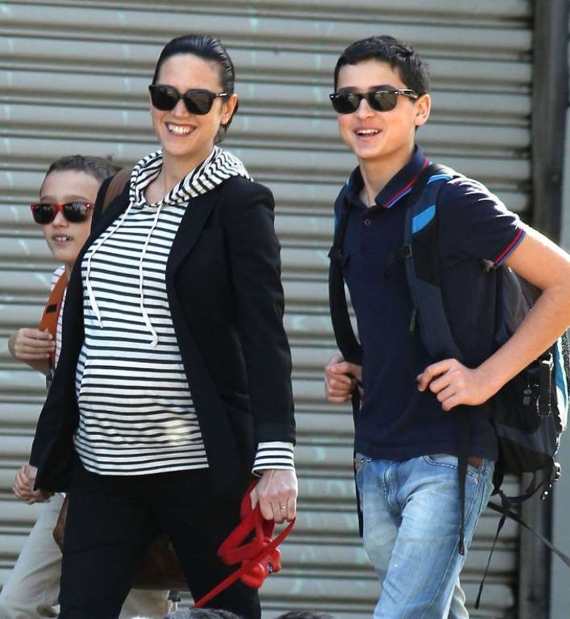 Celebrity moms who gave birth after 40 Celebrity moms who gave birth after 40