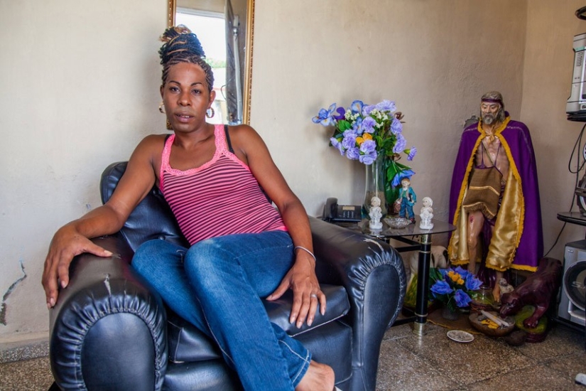 Changed themselves: the life of Cuban transgender beauties
