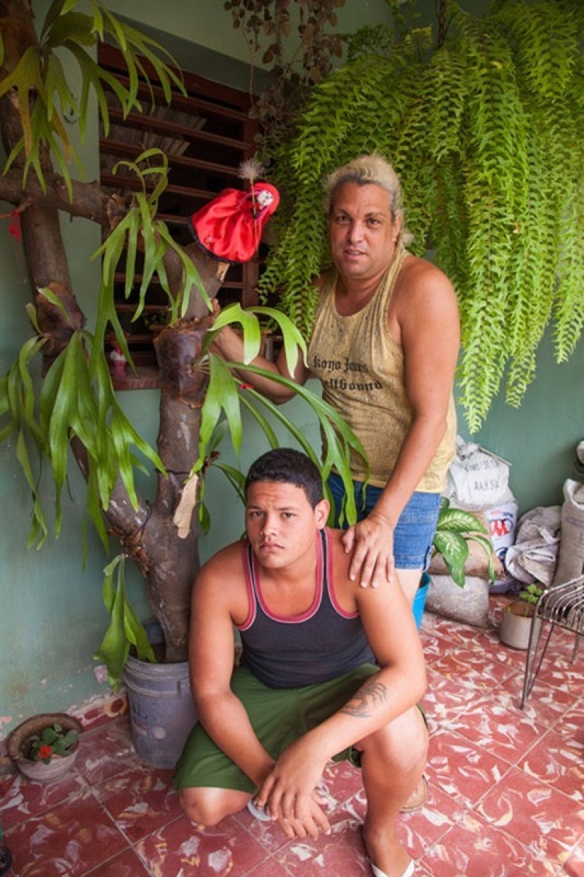 Changed themselves: the life of Cuban transgender beauties