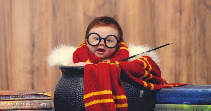 Charming photo shoot of a baby in the image of Harry Potter Charming photo shoot of a baby in the image of Harry Potter