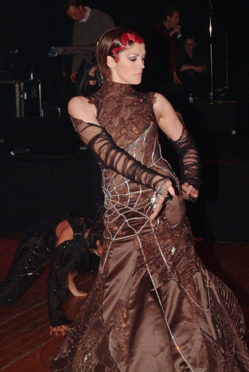 Chic y brillante: 15 vestidos más caros y lujosos del mundo Chic y brillante: 15 vestidos más caros y lujosos del mundo