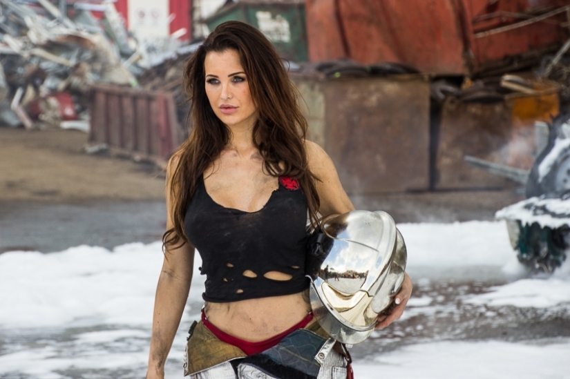 Chicas-fuego: cómo disparar a las chicas de fuego-calendario 2017 con bomberos sexys Chicas-fuego: cómo disparar a las chicas de fuego-calendario 2017 con bomberos sexys