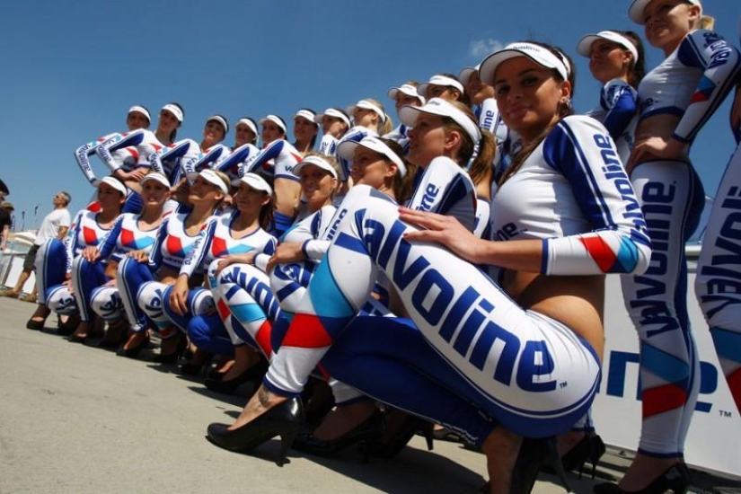 Chicas Valvoline