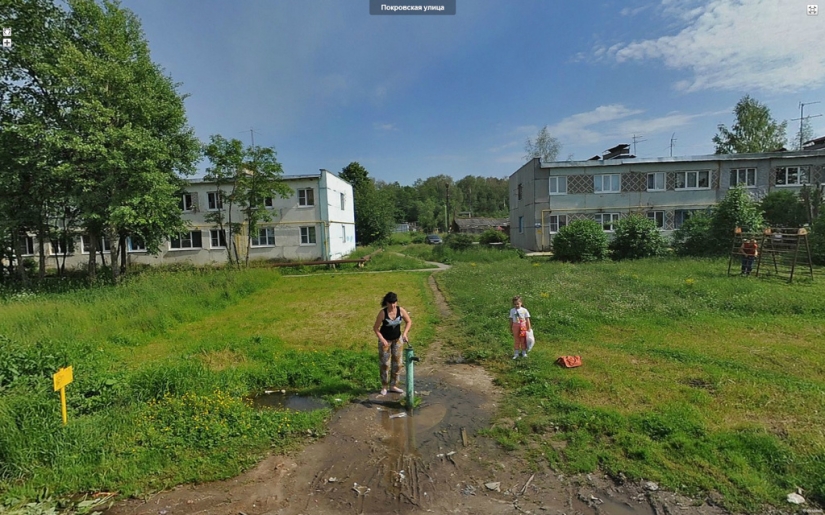 Childhood in small and big cities of Russia Childhood in small and big cities of Russia