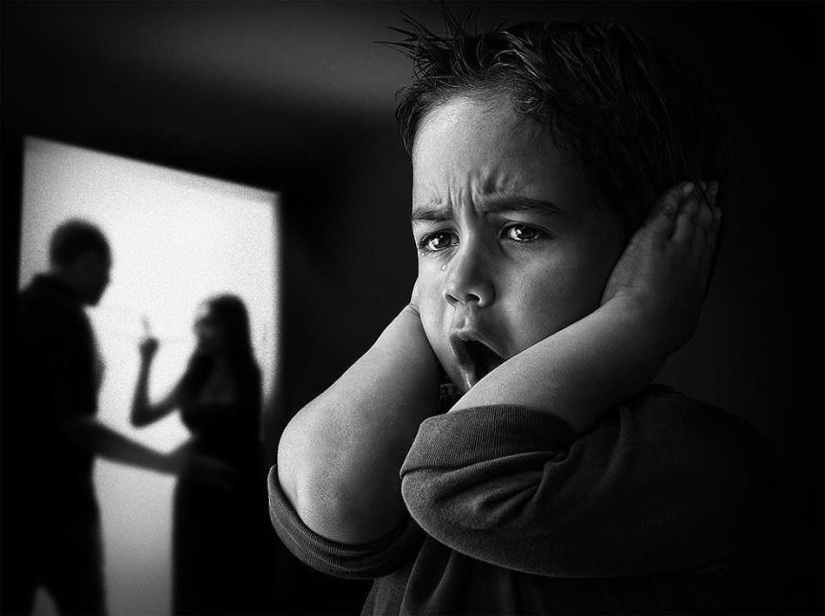 Childhood in the frame: dad takes a picture of his son Childhood in the frame: dad takes a picture of his son