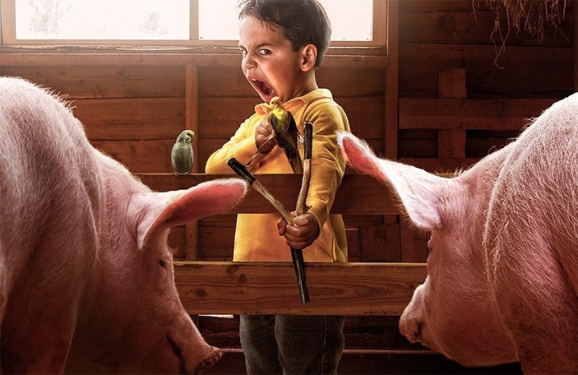 Childhood in the frame: dad takes a picture of his son Childhood in the frame: dad takes a picture of his son