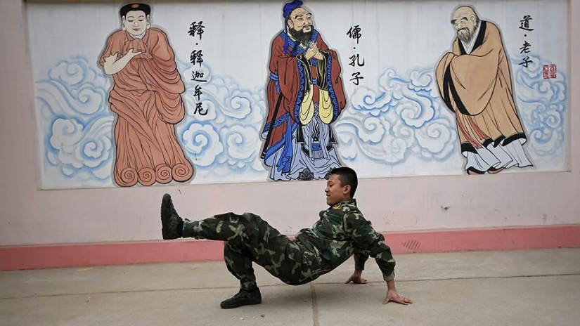 China combate la adicción a internet con ejercicios