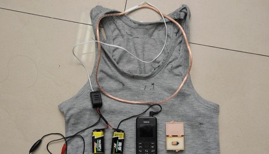 Chinese police showed devices that applicants tried to use to pass exams