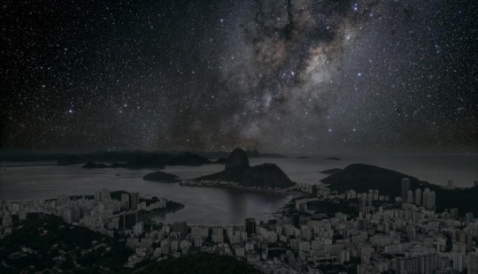 Cielo estrellado sobre las ciudades más grandes del mundo