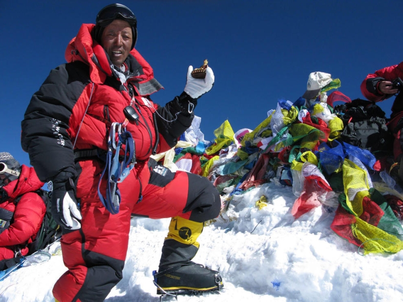 Climbing Everest: from 1953 to the present day