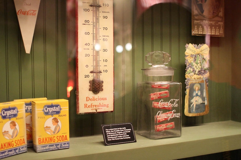 Cómo aprenderlo todo sobre la bebida más popular del mundo: un viaje al mundo de Coca-Cola Cómo aprenderlo todo sobre la bebida más popular del mundo: un viaje al mundo de Coca-Cola