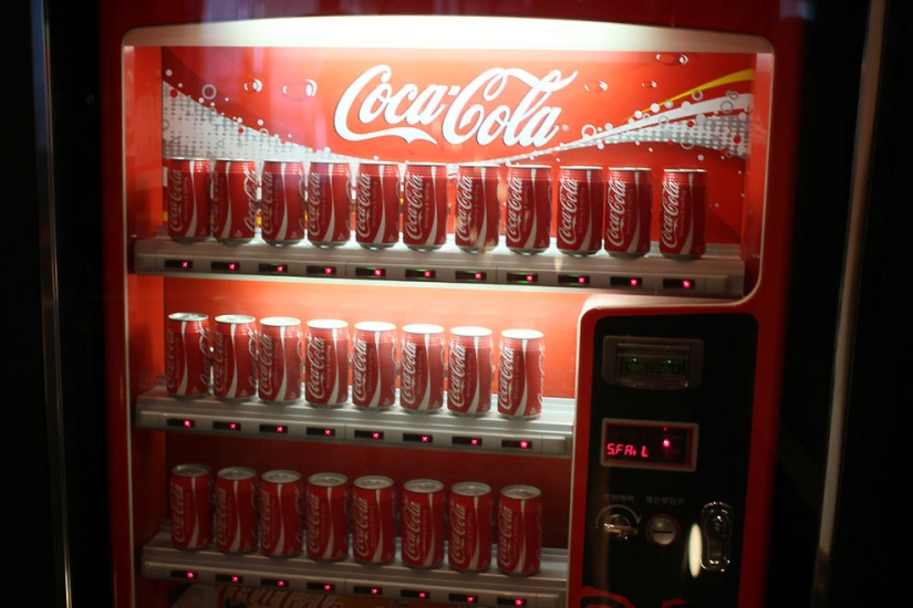 Cómo aprenderlo todo sobre la bebida más popular del mundo: un viaje al mundo de Coca-Cola Cómo aprenderlo todo sobre la bebida más popular del mundo: un viaje al mundo de Coca-Cola