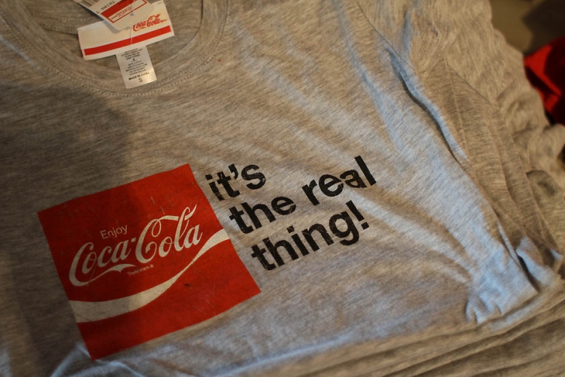 Cómo aprenderlo todo sobre la bebida más popular del mundo: un viaje al mundo de Coca-Cola Cómo aprenderlo todo sobre la bebida más popular del mundo: un viaje al mundo de Coca-Cola