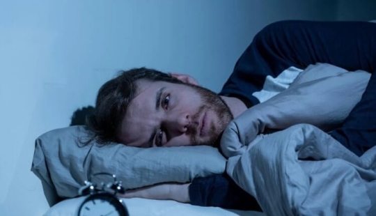 Cómo conciliar el sueño rápidamente: una selección de formas simples y de trabajo Cómo conciliar el sueño rápidamente: una selección de formas simples y de trabajo