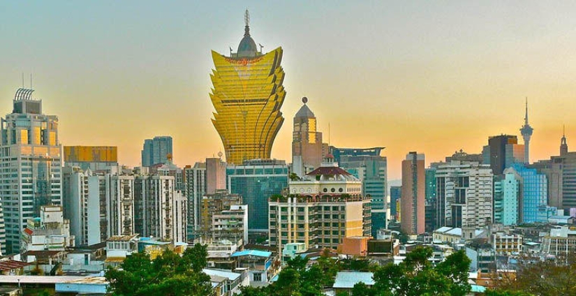 Cómo encontrar acceso gratuito a Internet mientras viajas Cómo encontrar acceso gratuito a Internet mientras viajas