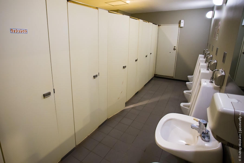 ¿Cómo es pasar la noche en un hotel cápsula japonés? ¿Cómo es pasar la noche en un hotel cápsula japonés?