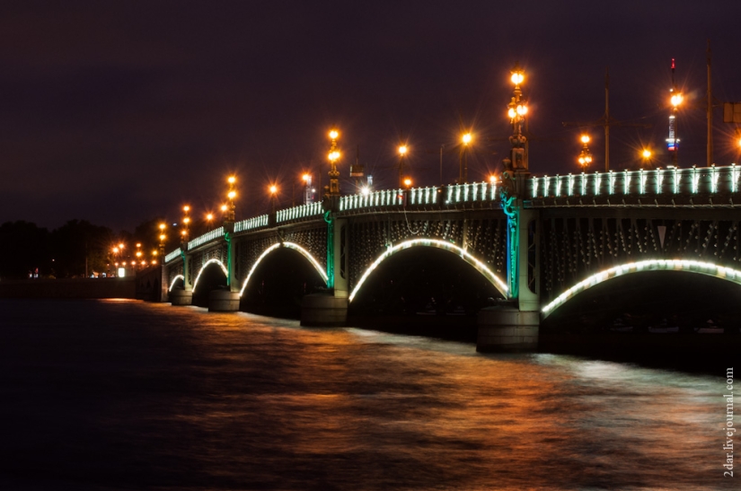 Cómo estamos siendo criados (en nombre de Troitsky)