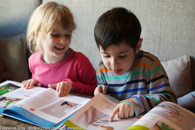 Cómo funciona el "Profesor Nicolás Science Show" Cómo funciona el "Profesor Nicolás Science Show"