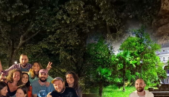 Cómo nuestro amigo una vez fue a la luna - 12 divertidas manipulaciones de fotos que hicimos Cómo nuestro amigo una vez fue a la luna - 12 divertidas manipulaciones de fotos que hicimos