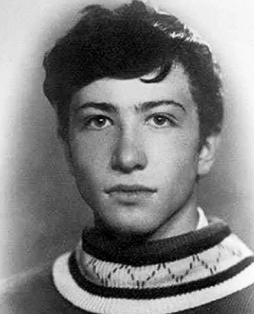 Cómo se veía Rosenbaum con su cabello, por qué comenzó a afeitarse la cabeza y qué tiene que ver Estados Unidos con eso