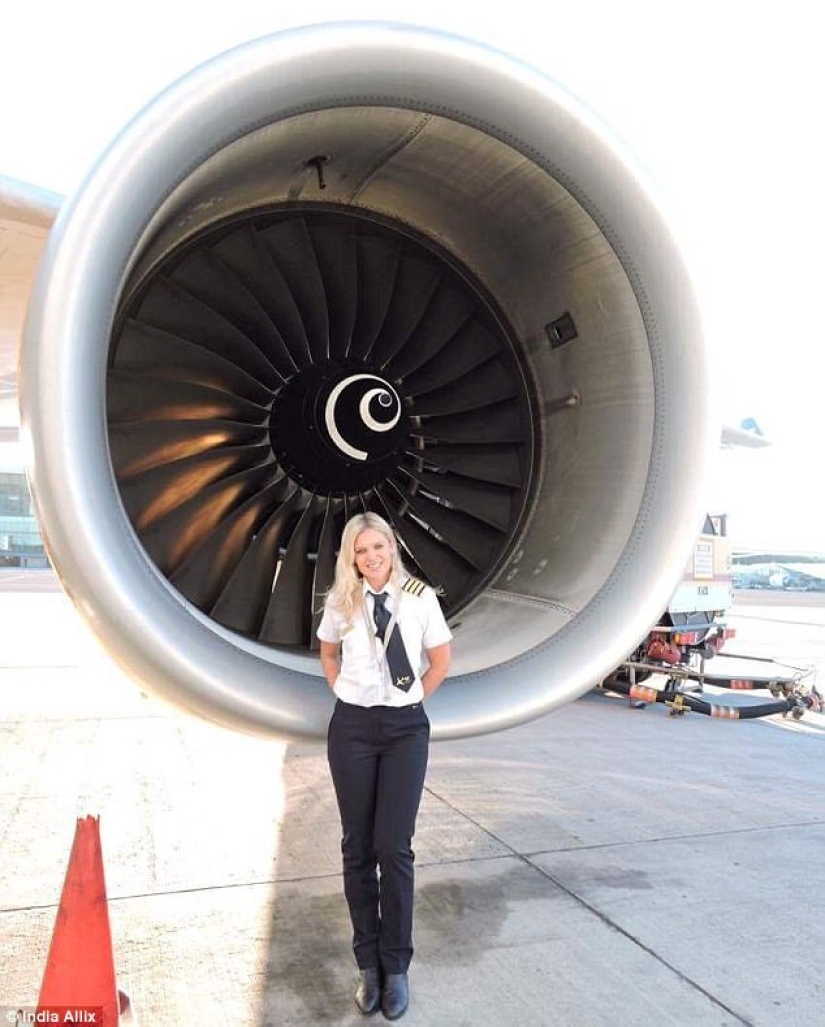 Cómo una mujer piloto controla un avión