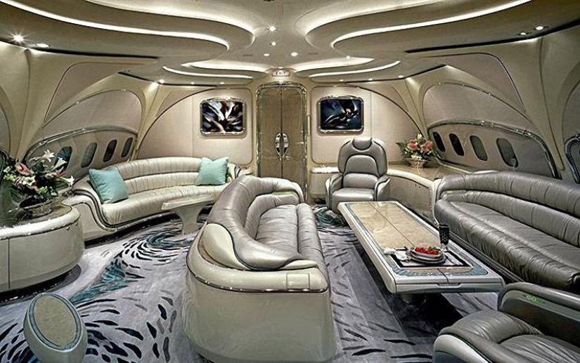 Cómo y sobre qué vuelan los "poderosos de este mundo"