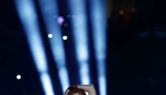 Colossal Shakira’s Statue Is Unveiled In Colombia, And People Are Making The Same Joke About It