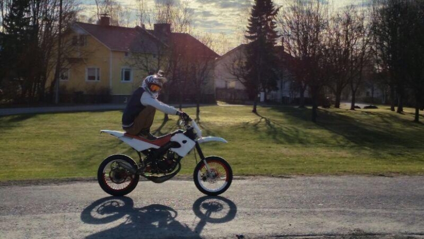 Common cause: Sit like a Slav