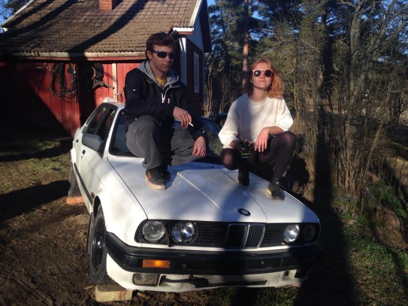 Common cause: Sit like a Slav