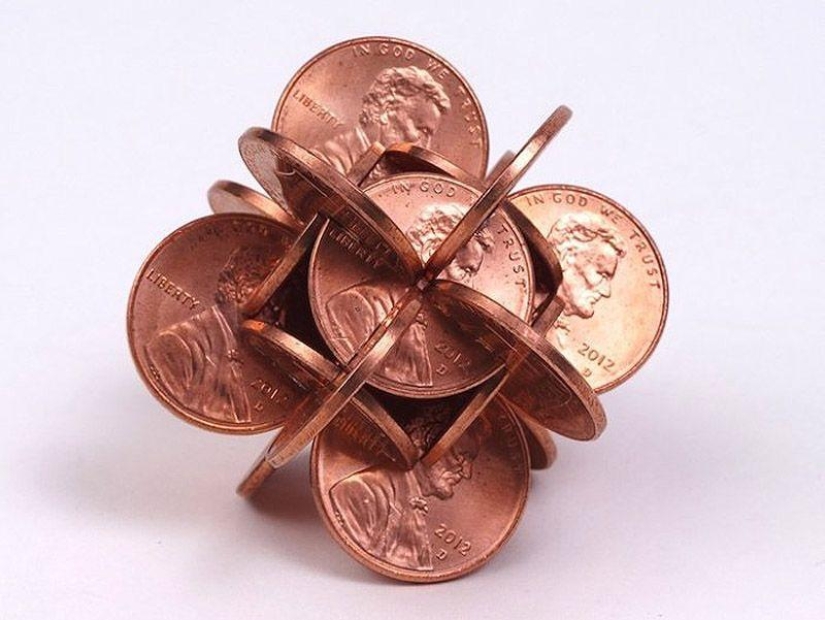 Complex geometry from coins