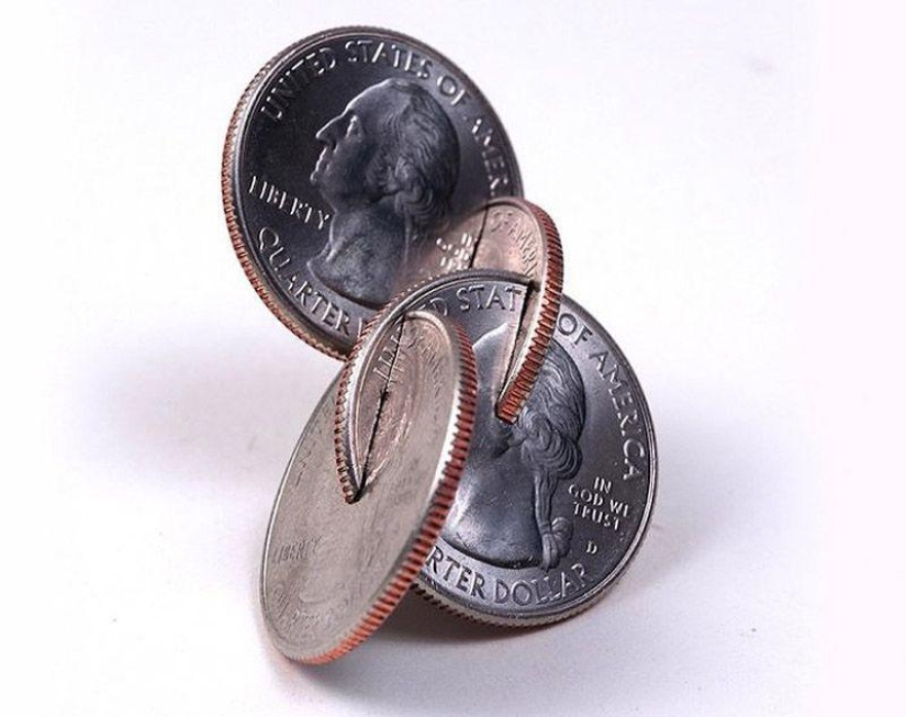 Complex geometry from coins