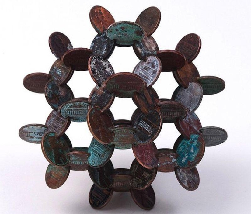 Complex geometry from coins