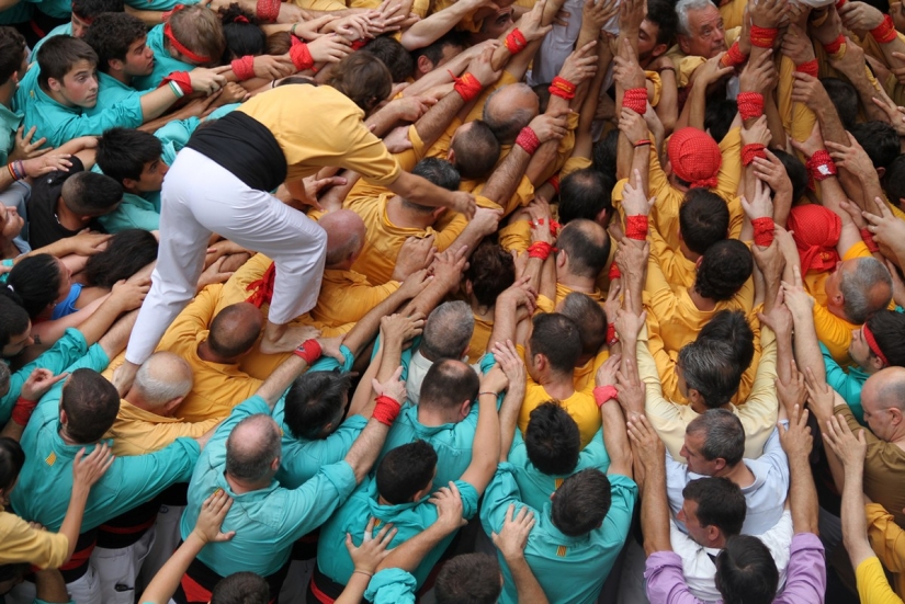 Concursos "torres vivientes" Concursos "torres vivientes"