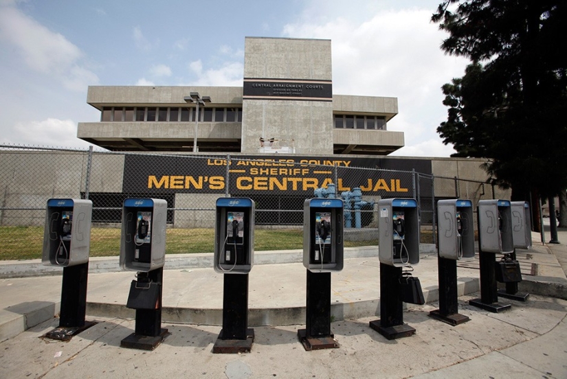 Conditions of the &quot;Hollywood&quot; prison for hockey player Vyacheslav Voinov