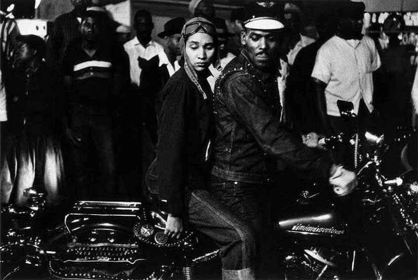 Controversial America in the Best Photographs of Robert Frank