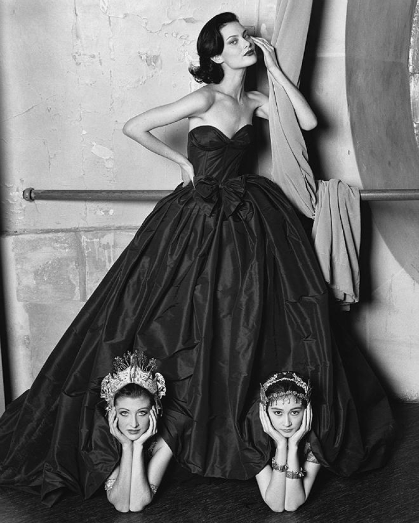 Correct fashion Correct fashion