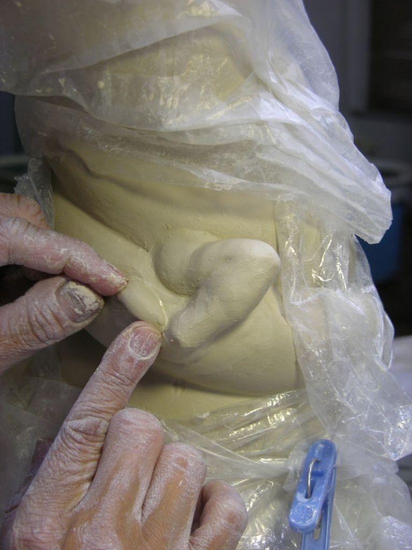 Creating porcelain masterpieces step by step Creating porcelain masterpieces step by step