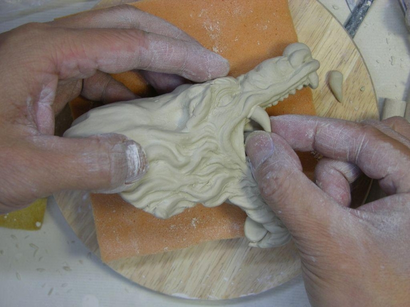 Creating porcelain masterpieces step by step Creating porcelain masterpieces step by step