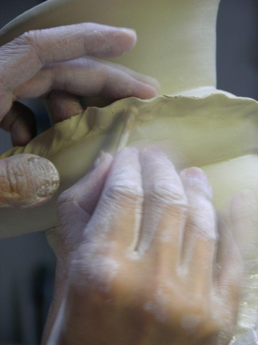 Creating porcelain masterpieces step by step Creating porcelain masterpieces step by step