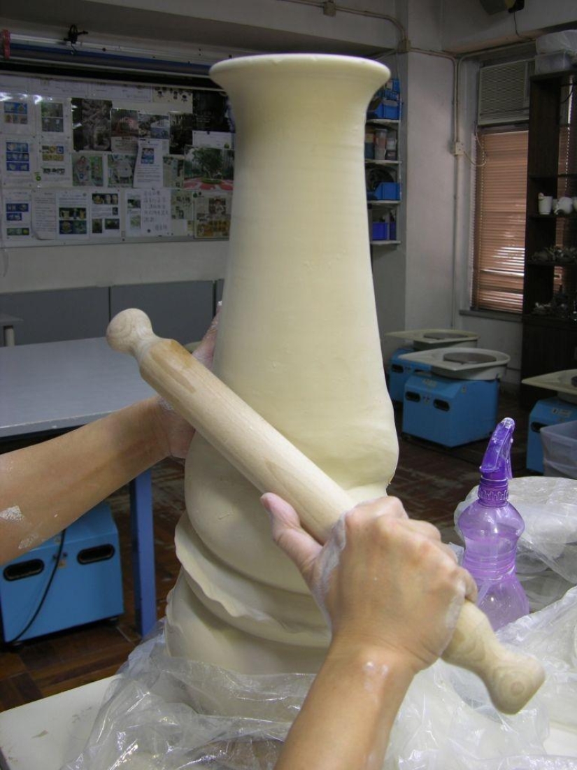 Creating porcelain masterpieces step by step Creating porcelain masterpieces step by step