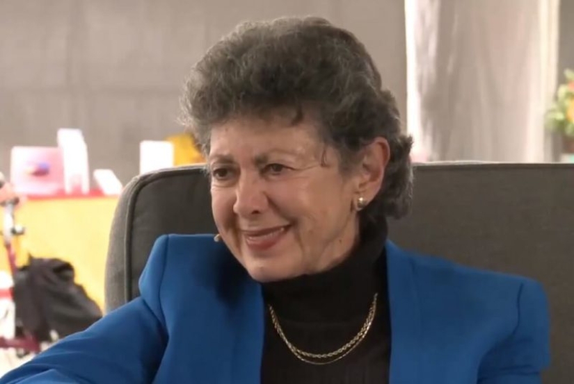 Cásate con tu madre: la historia de una familia inusual de California Cásate con tu madre: la historia de una familia inusual de California