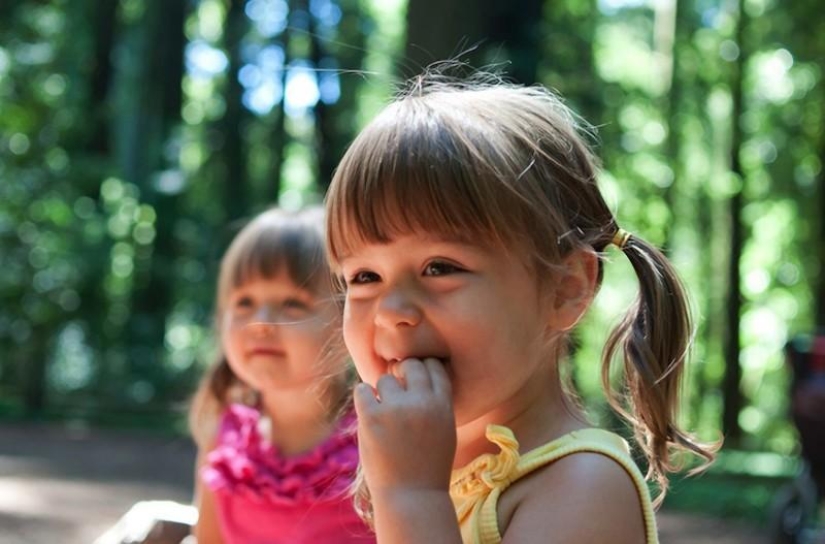Cuando hay gemelas en la familia Cuando hay gemelas en la familia