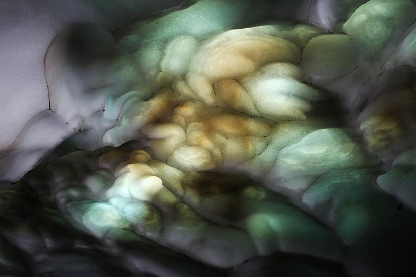 Cuevas de nieve de Kamchatka