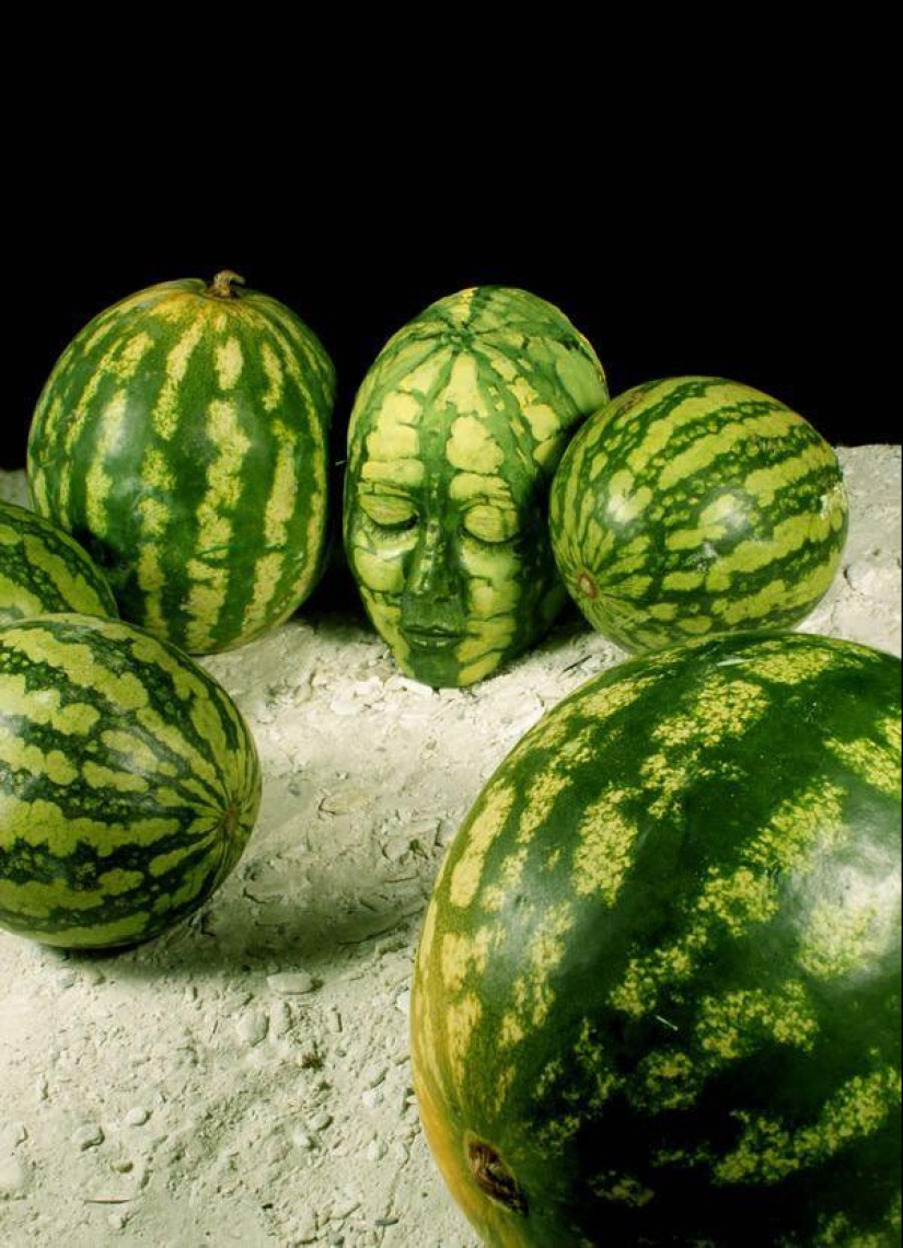 ¿Cuántas personas ves en la imagen? ¿Cuántas personas ves en la imagen?