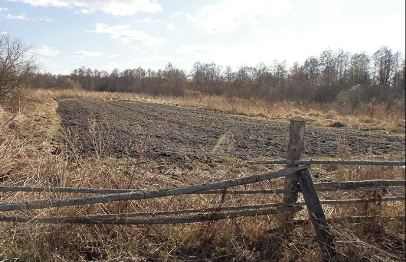 Día de primavera en el pueblo ruso