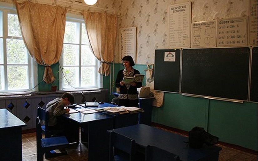 Día de primavera en el pueblo ruso