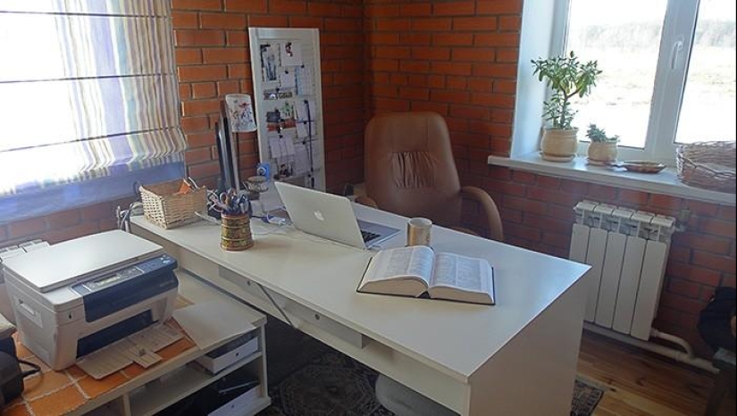 Día de primavera en el pueblo ruso