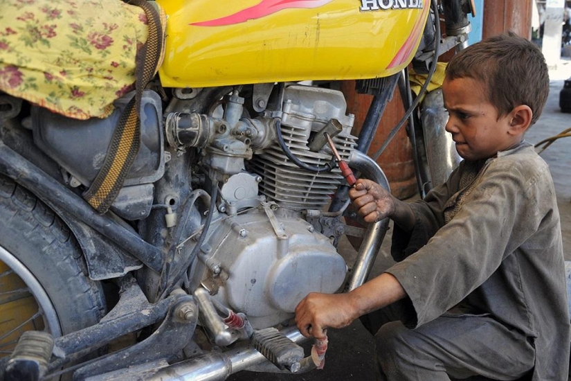 Día Mundial contra el Trabajo Infantil Día Mundial contra el Trabajo Infantil